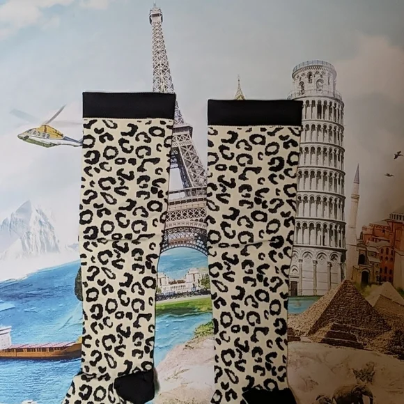 Compression Socks Leopard print large/extra large - Picture 5 of 6